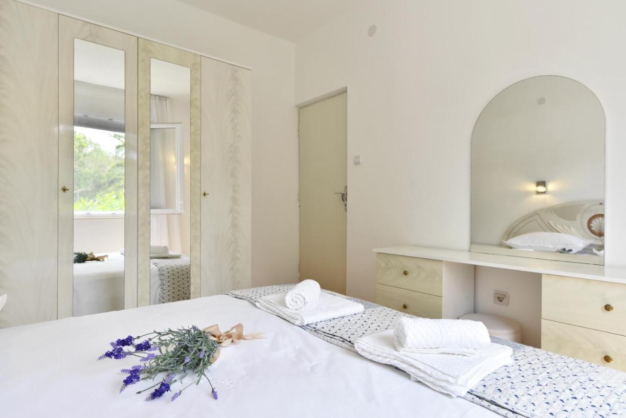 Villa Sarah Supetar Luaran gambar